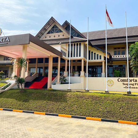 Comforta Hotel Tanjung Pinang Luaran gambar