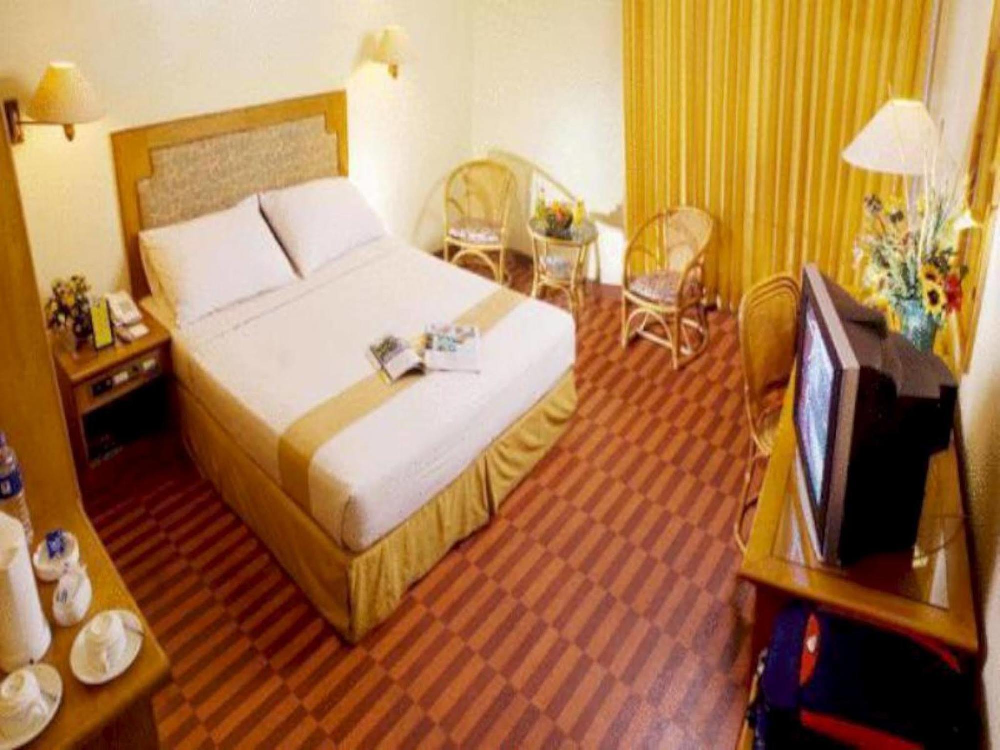 Comforta Hotel Tanjung Pinang Luaran gambar