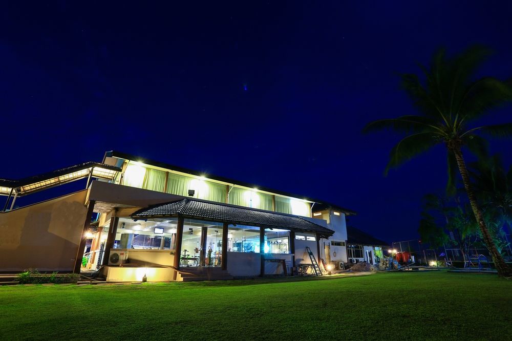 Comforta Hotel Tanjung Pinang Luaran gambar